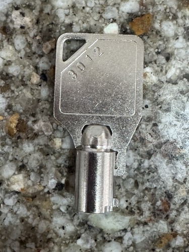 Tomy vending machine key - tomy,