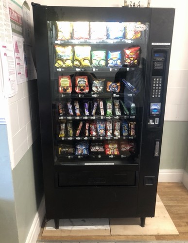 Snack vending machine with - vending,